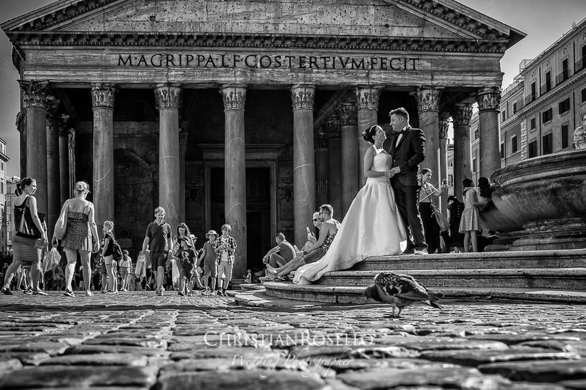 Post Boda en Roma, Piazza della Rotonda, Mª Jesus y Oscar. Christian Roselló, Wedding Photographer in Rome, based in Valencia Spain