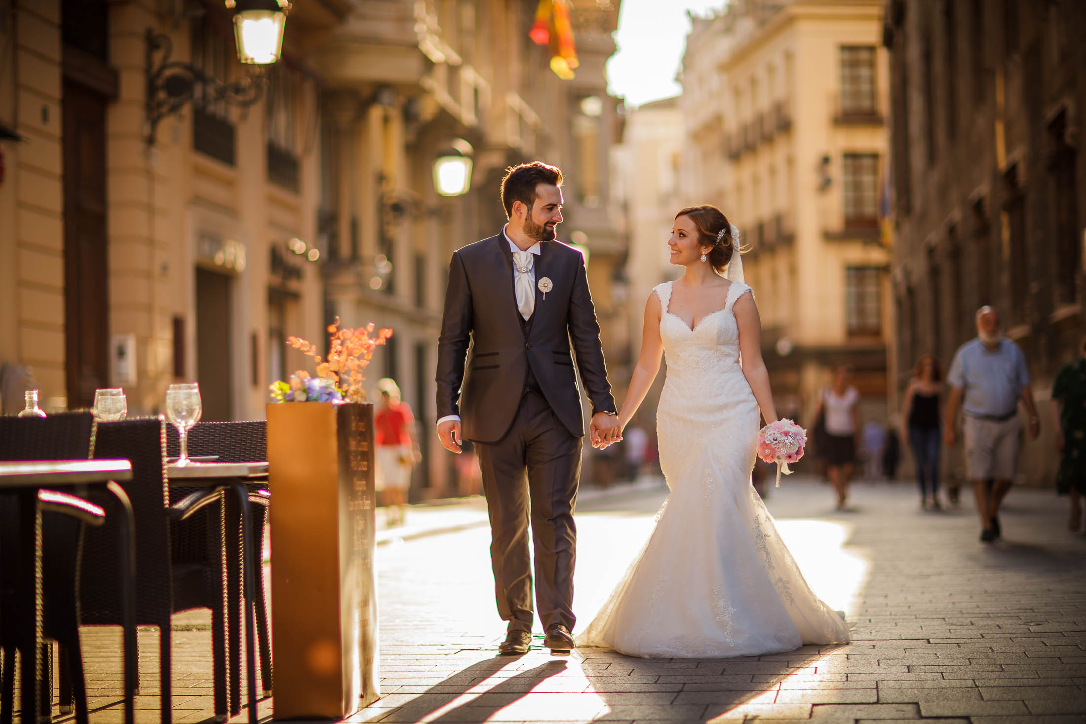 REPORTAJE BODA EN CAPILLA SANTO CALIZ VALENCIA Y JARDINES LA CARTUJA VALENCIA