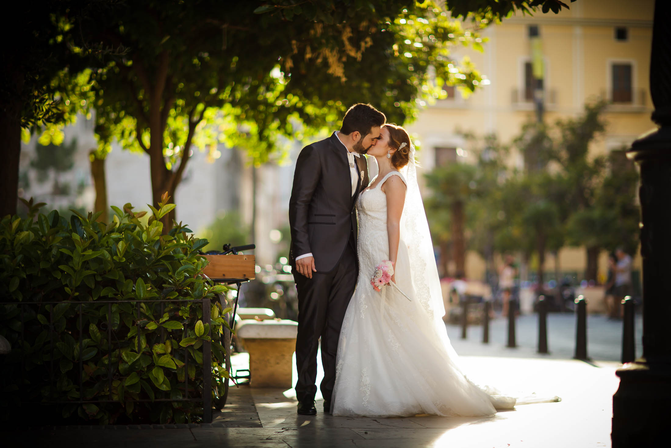 REPORTAJE BODA EN CAPILLA SANTO CALIZ VALENCIA Y JARDINES LA CARTUJA VALENCIA