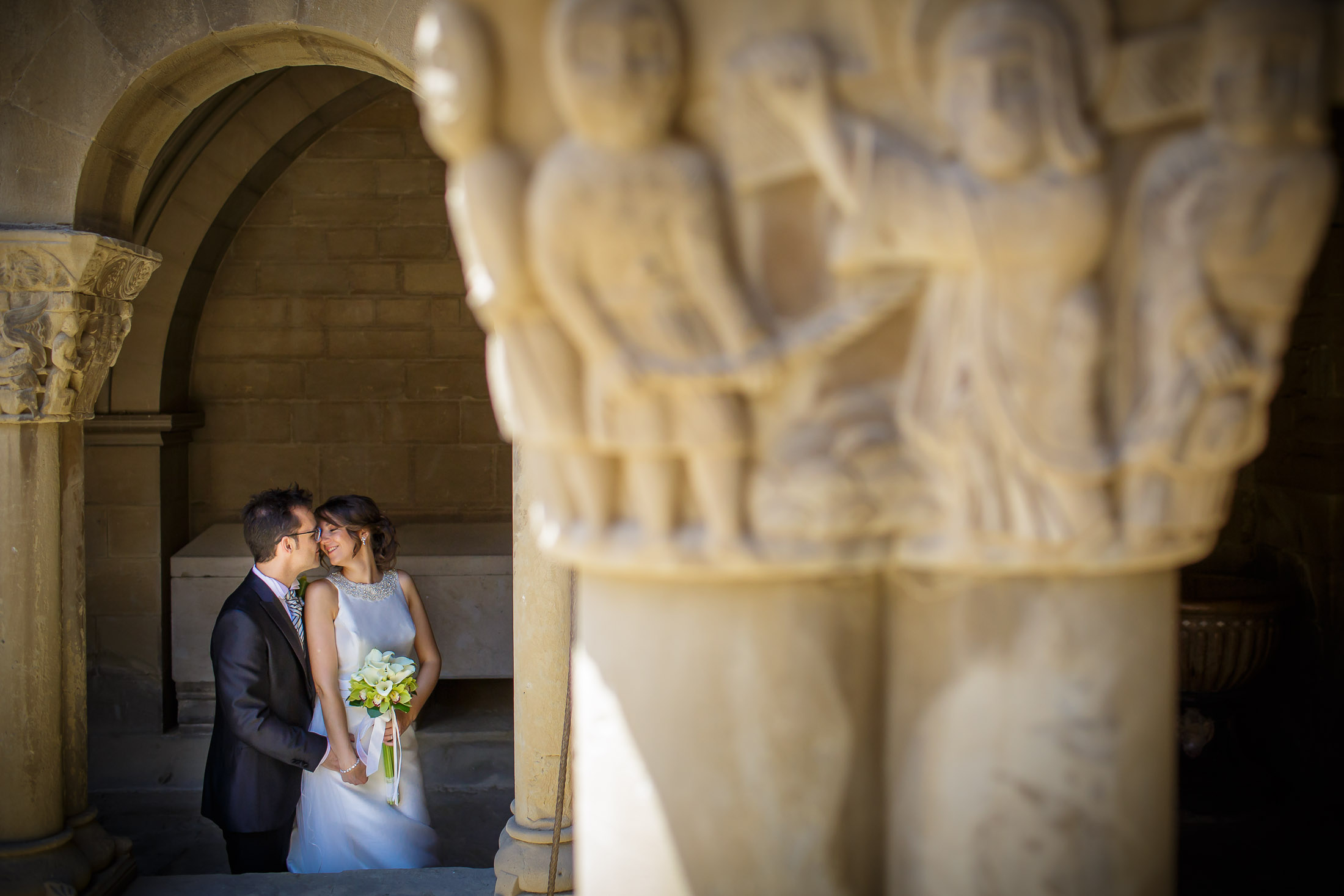 Boda en el Monasterio de San Pedro Huesca, celebracion en Castillo de San Luis Huesca, Sanra y Hugo. Christian Roselló Fotografo de Bodas en Valencia