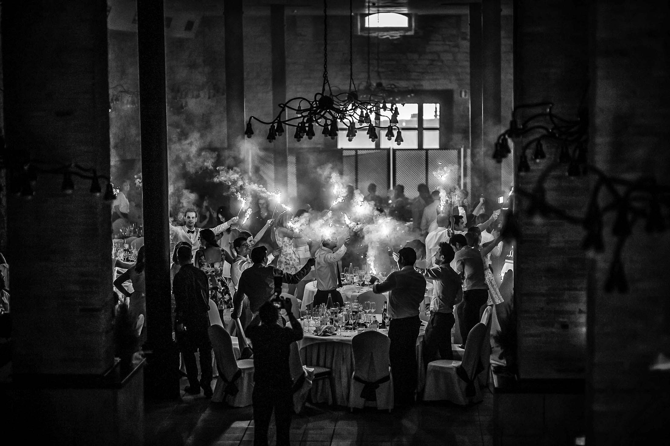 Boda en el Monasterio de San Pedro Huesca, celebracion en Castillo de San Luis Huesca, Sanra y Hugo. Christian Roselló Fotografo de Bodas en Valencia