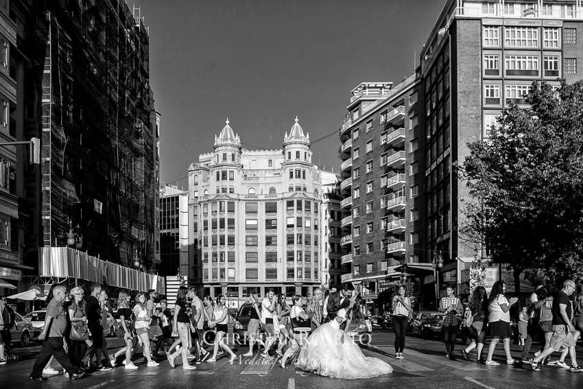 Post Boda en Huerto Santa Maria, calle Xativa Valencia, Natalia e Iván. Christian Roselló Fotógrafo de bodas en Valencia