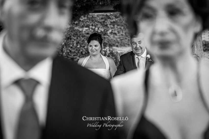 Christian Roselló Fotógrafo artístico de bodas, fotoperiodismo de bodas, sede en Puerto Sagunto Valencia, Wedding Photographer